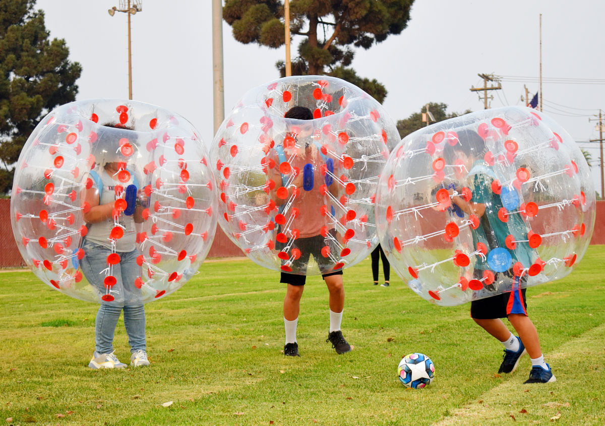 100220 sm rec parks bubble soccer 001